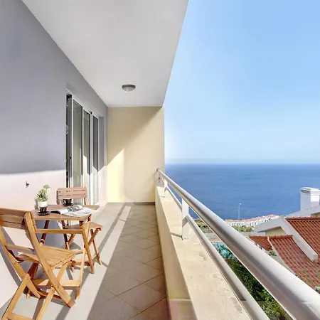 Fenix Garajau Apartment